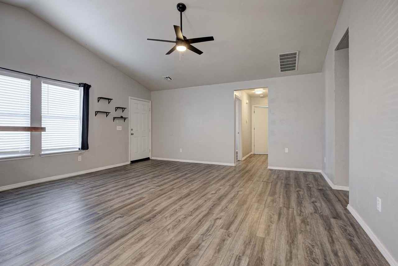 1310 1310 Commerce Dr - 1310 Commerce Dr - Photo 6 of 29