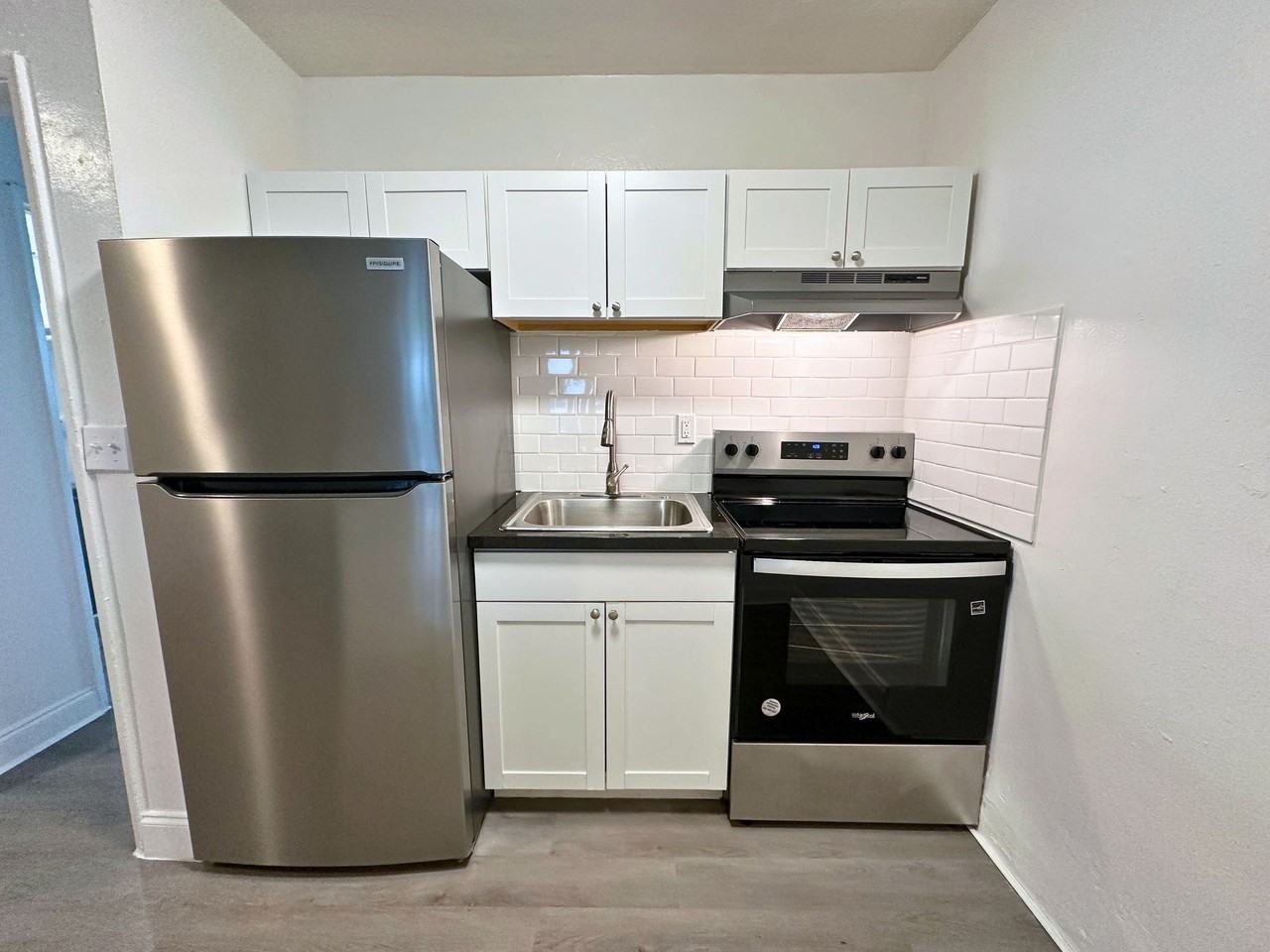 240 Southwest 8th Street - Photo 3 of 16