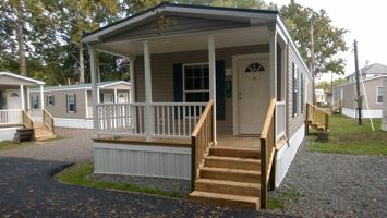 featured image of 5 Niles Road