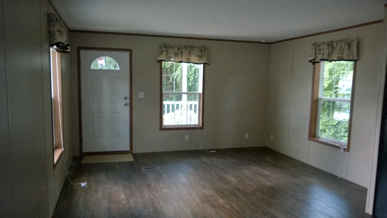 Niles Park - Photo 3 of 3