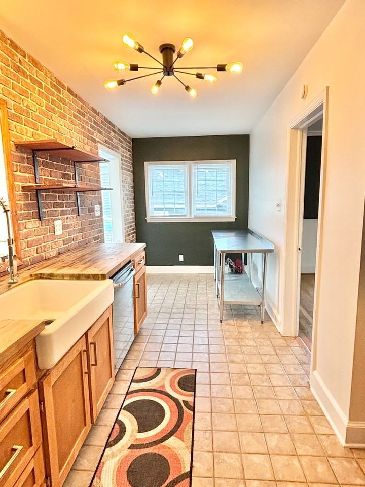 617 Gatewood Ave - Photo 6 of 18