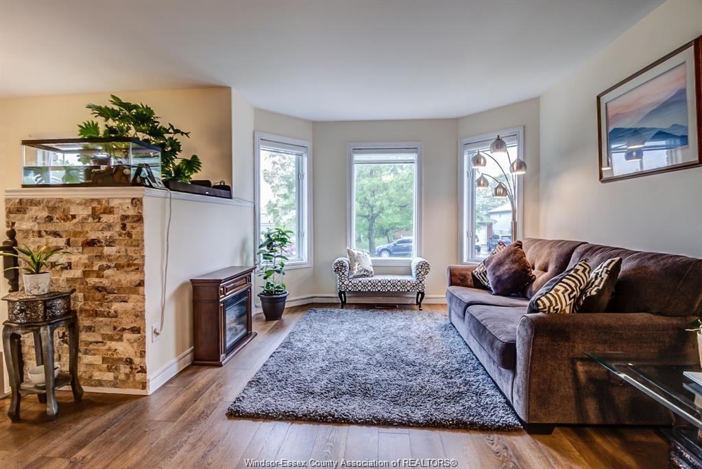 3826 Maguire Street - Photo 3 of 10