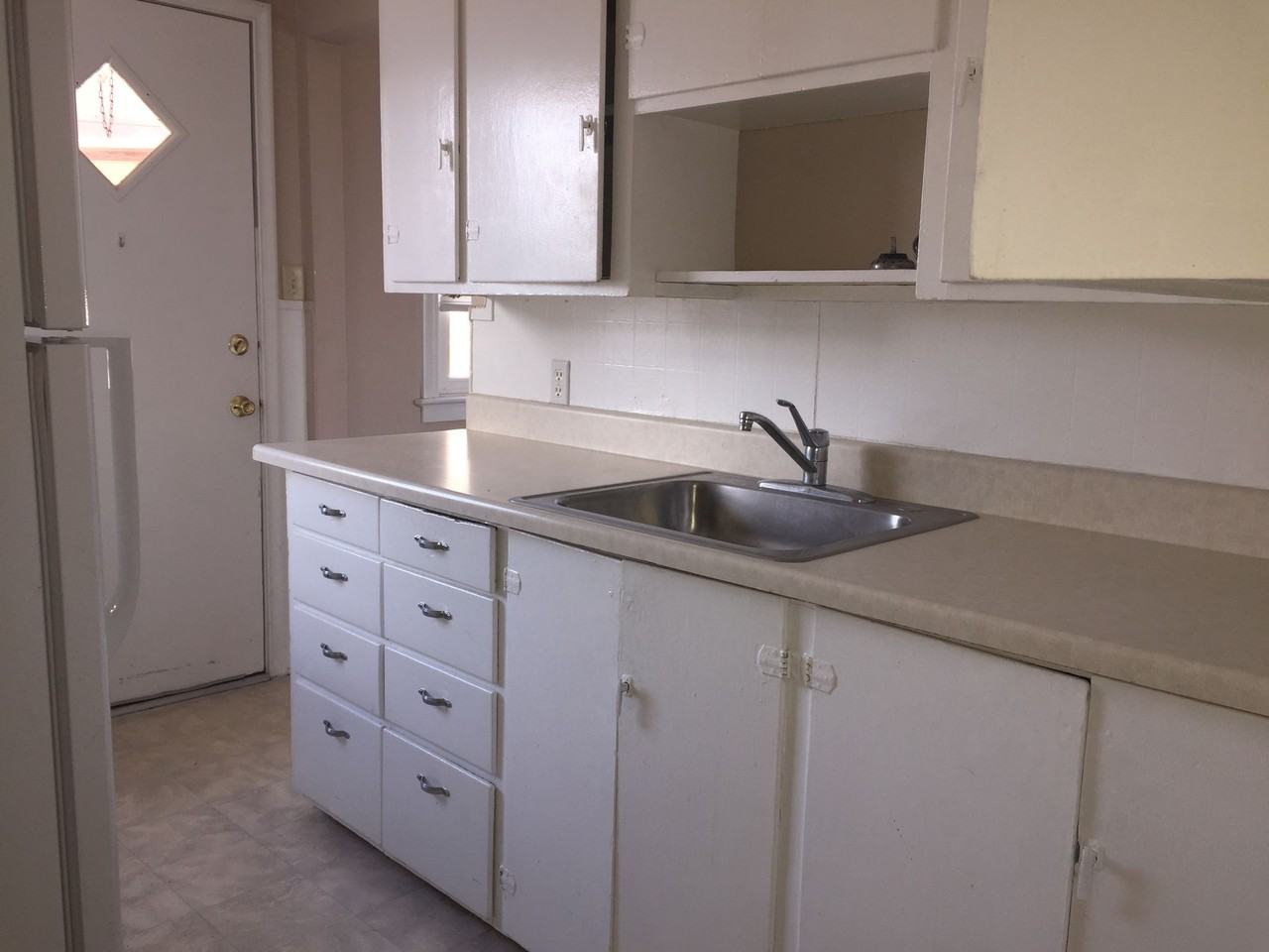 Hillcrest Apartments - Photo 2 of 24