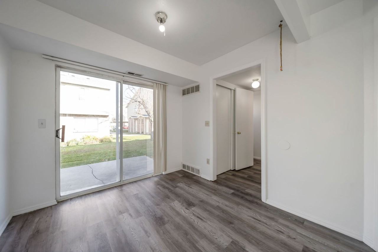 4-2 #2 - Photo 4 of 17