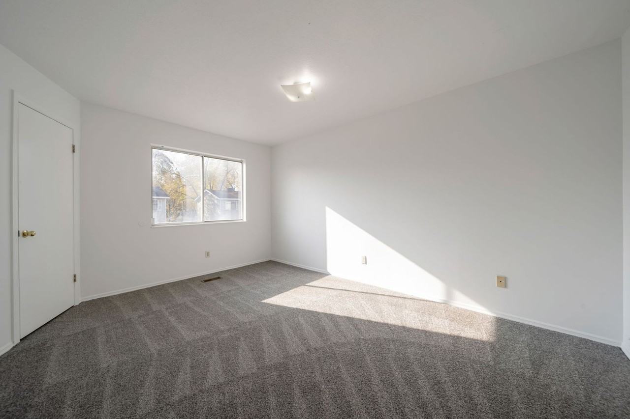 4-2 #2 - Photo 7 of 17