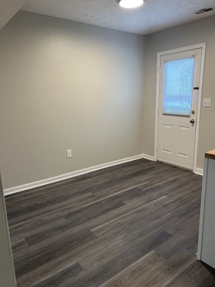 Greyridge Apartments - Photo 7 of 22