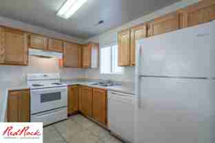 La Verkin Ten-Plex - Photo 1 of 1