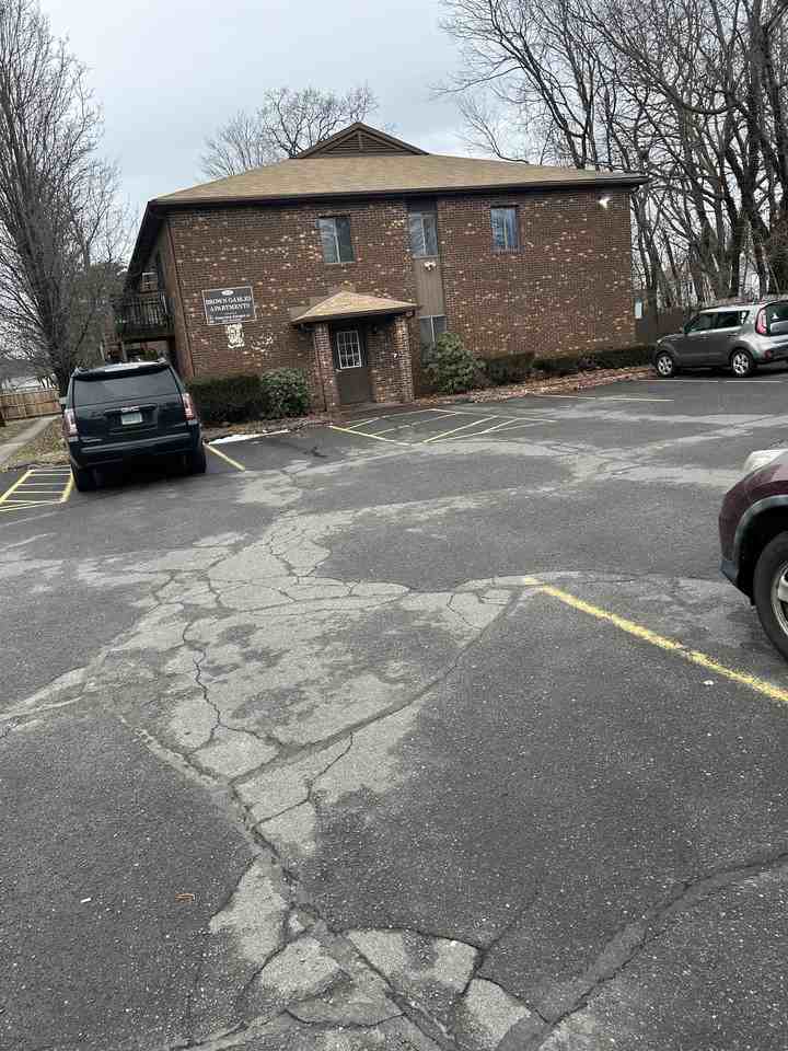 311R East Street - Photo 6 of 6