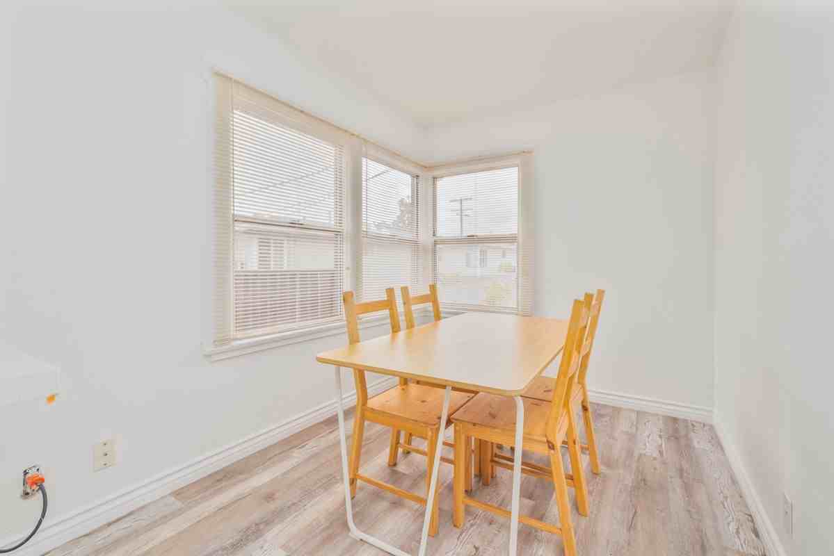 1255 Del Rey Avenue - Photo 4 of 20