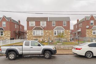 2421 Vista Street - Photo 1 of 1