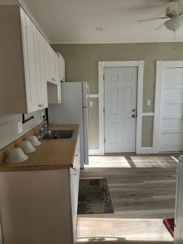 22 Elmer St - Photo 5 of 10