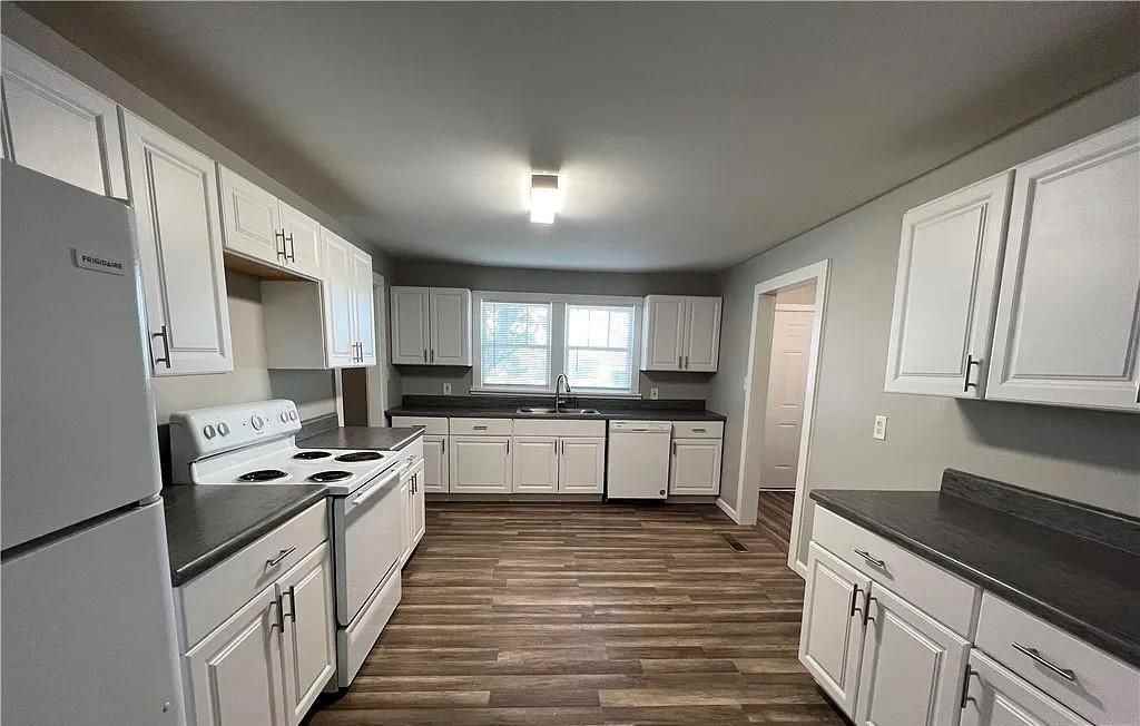 3025 Maysville Road - Photo 2 of 16