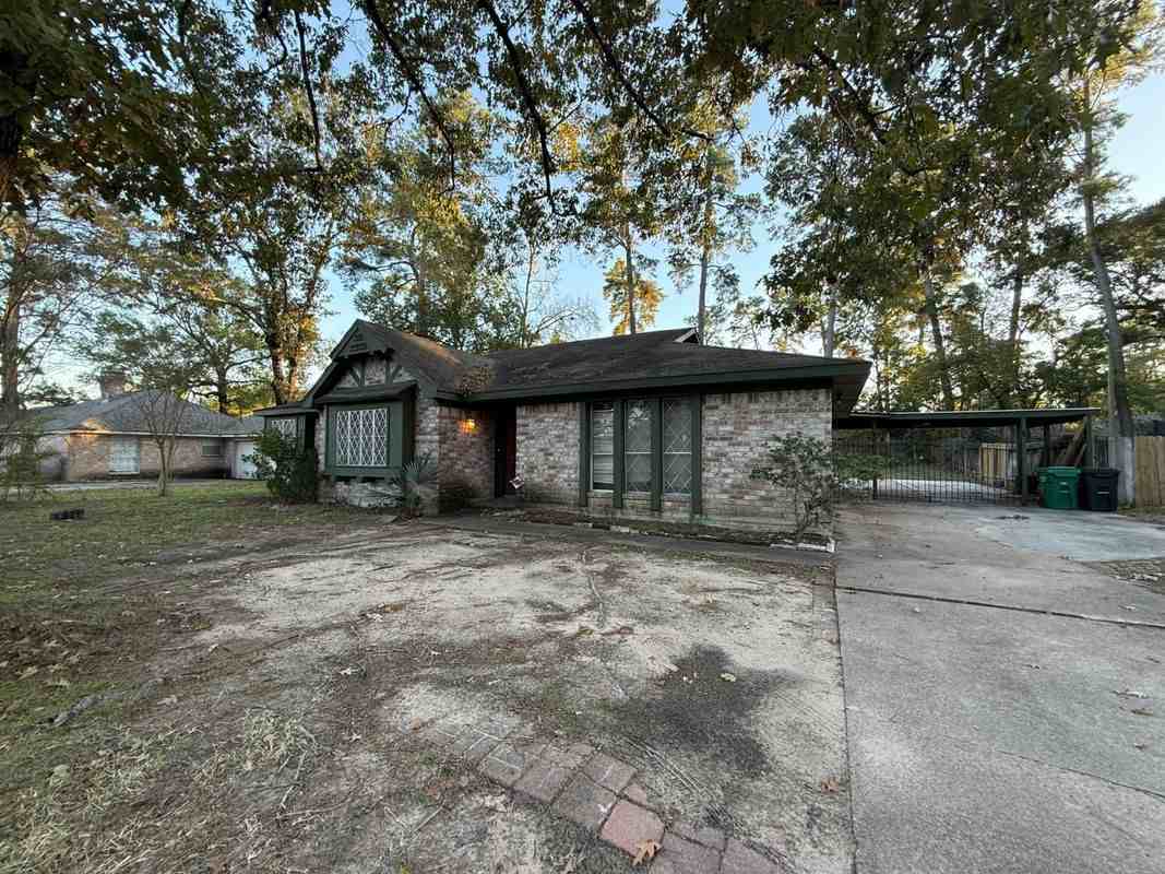 422 Gamewood Drive - Photo 2 of 19