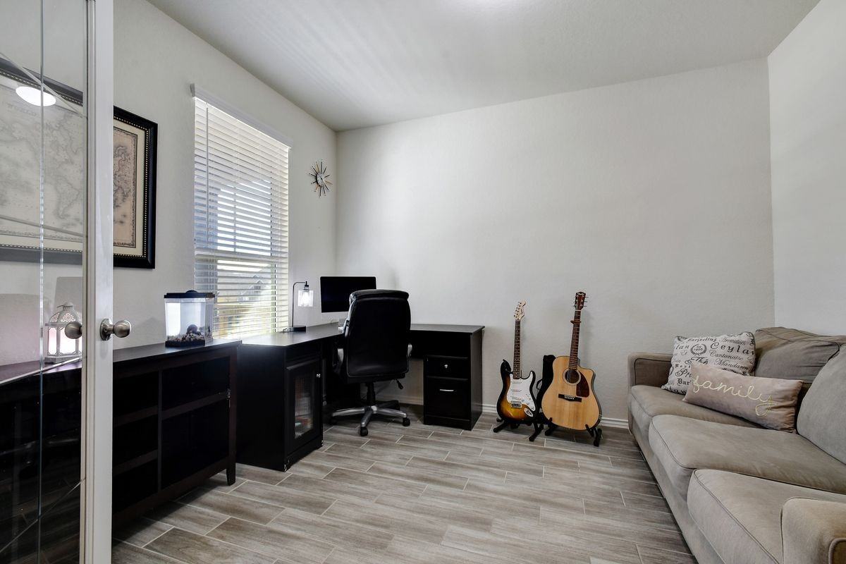 317 Kotara Cyn - Photo 4 of 25