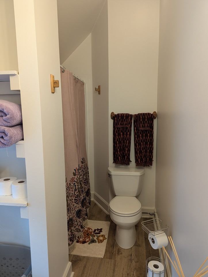 2800 West Franklin Street #B - Photo 3 of 17