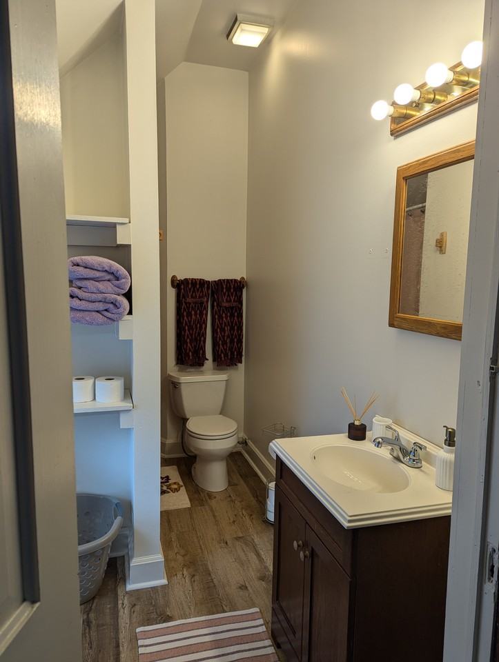 2800 West Franklin Street #B - Photo 4 of 17