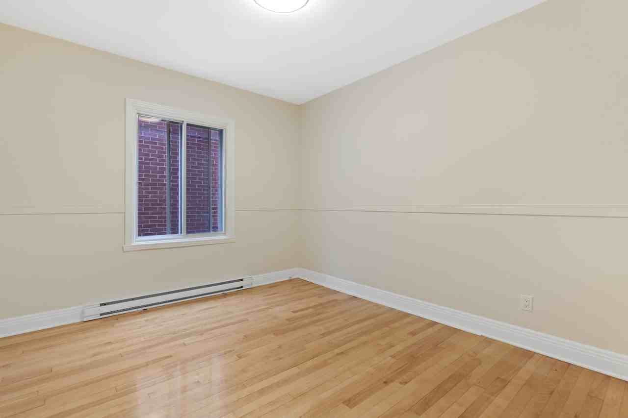 705 Avenue Allion - Photo 3 of 9