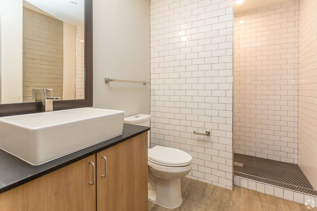 Hercules Apartments - Photo 4 of 39