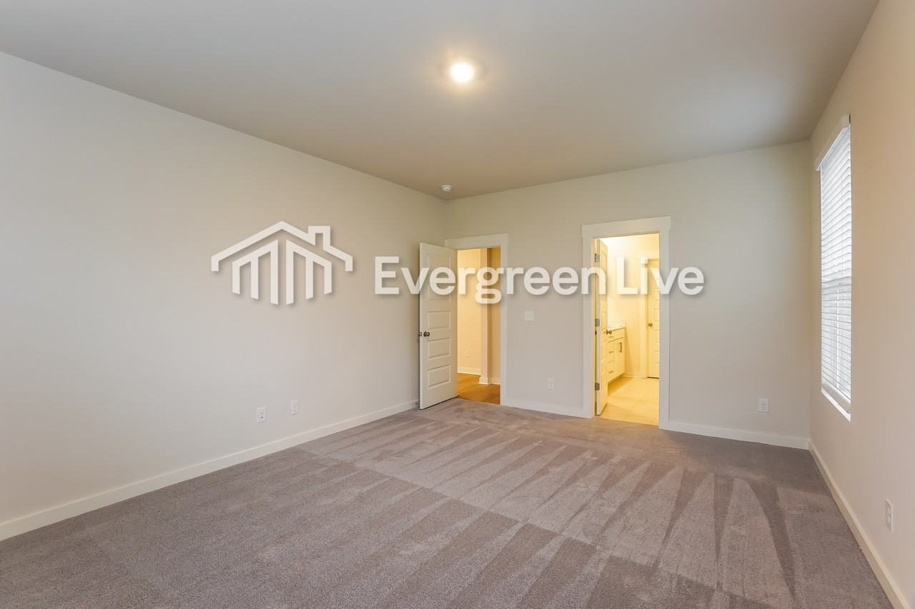 2150 Daniel Johnson Way - Photo 6 of 15