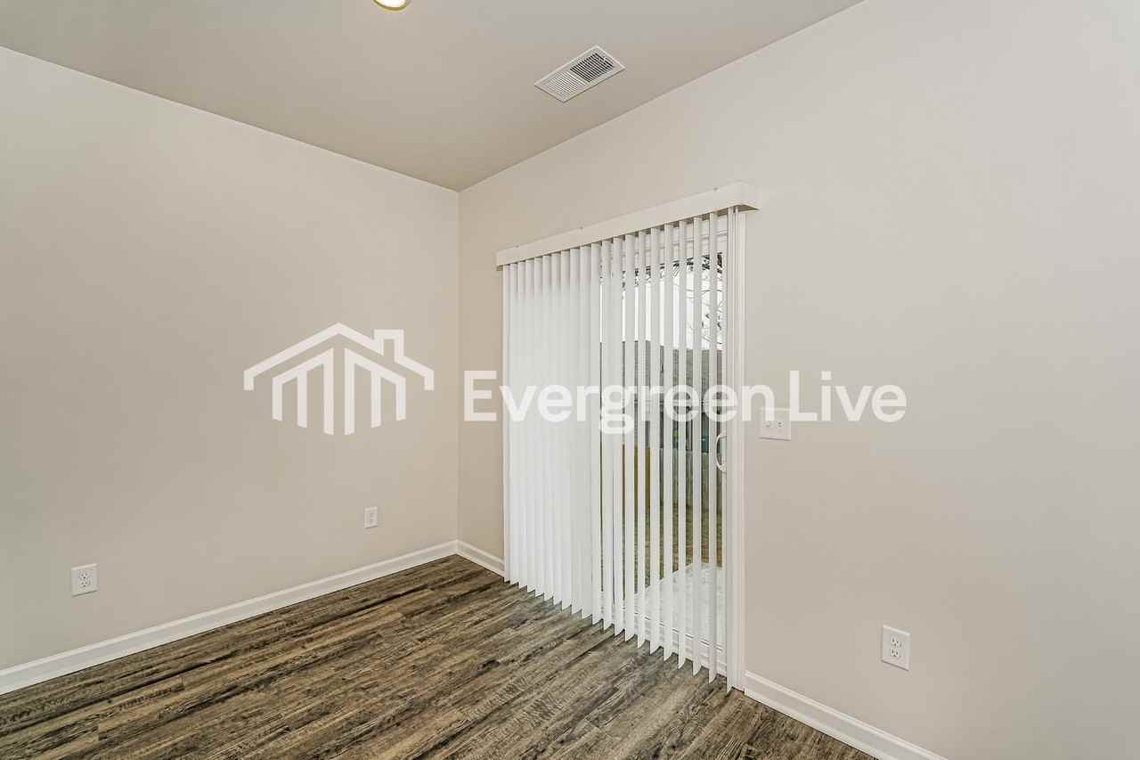 150 Woodland Way - Photo 6 of 16