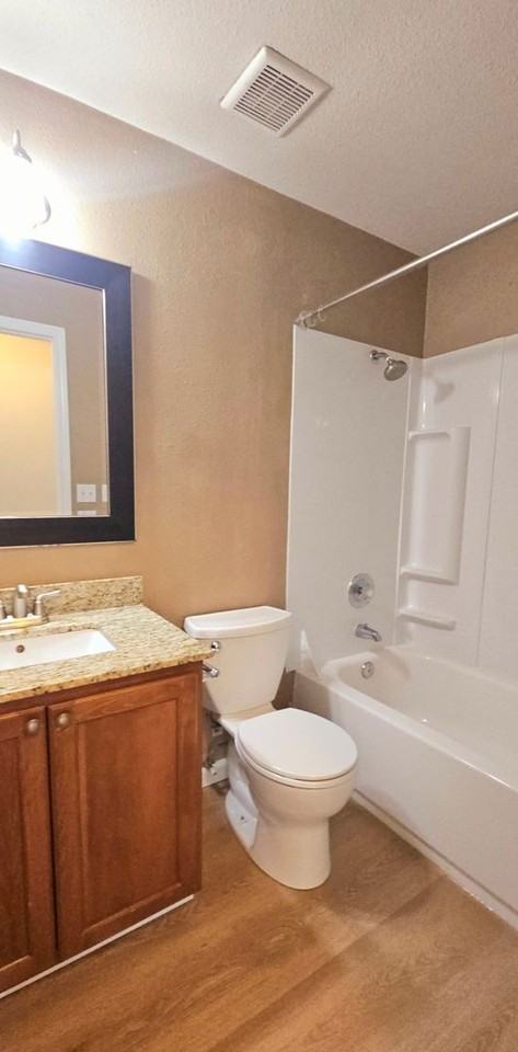 1218 North Newton Street - Photo 5 of 14