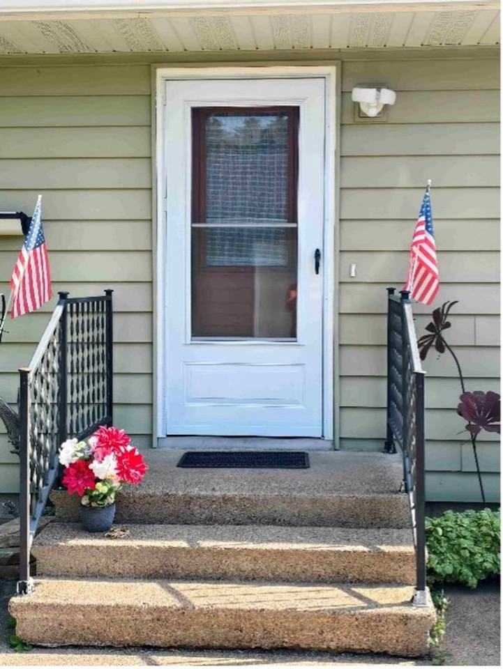 1200 Cedar St - Photo 3 of 50