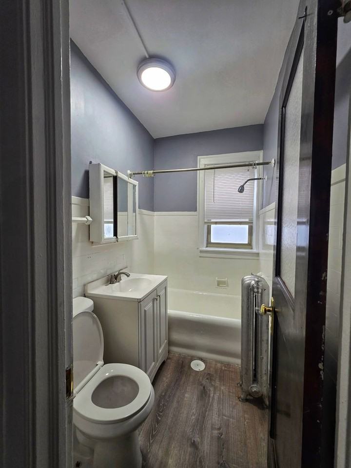 6720 S Jeffery - Photo 3 of 32