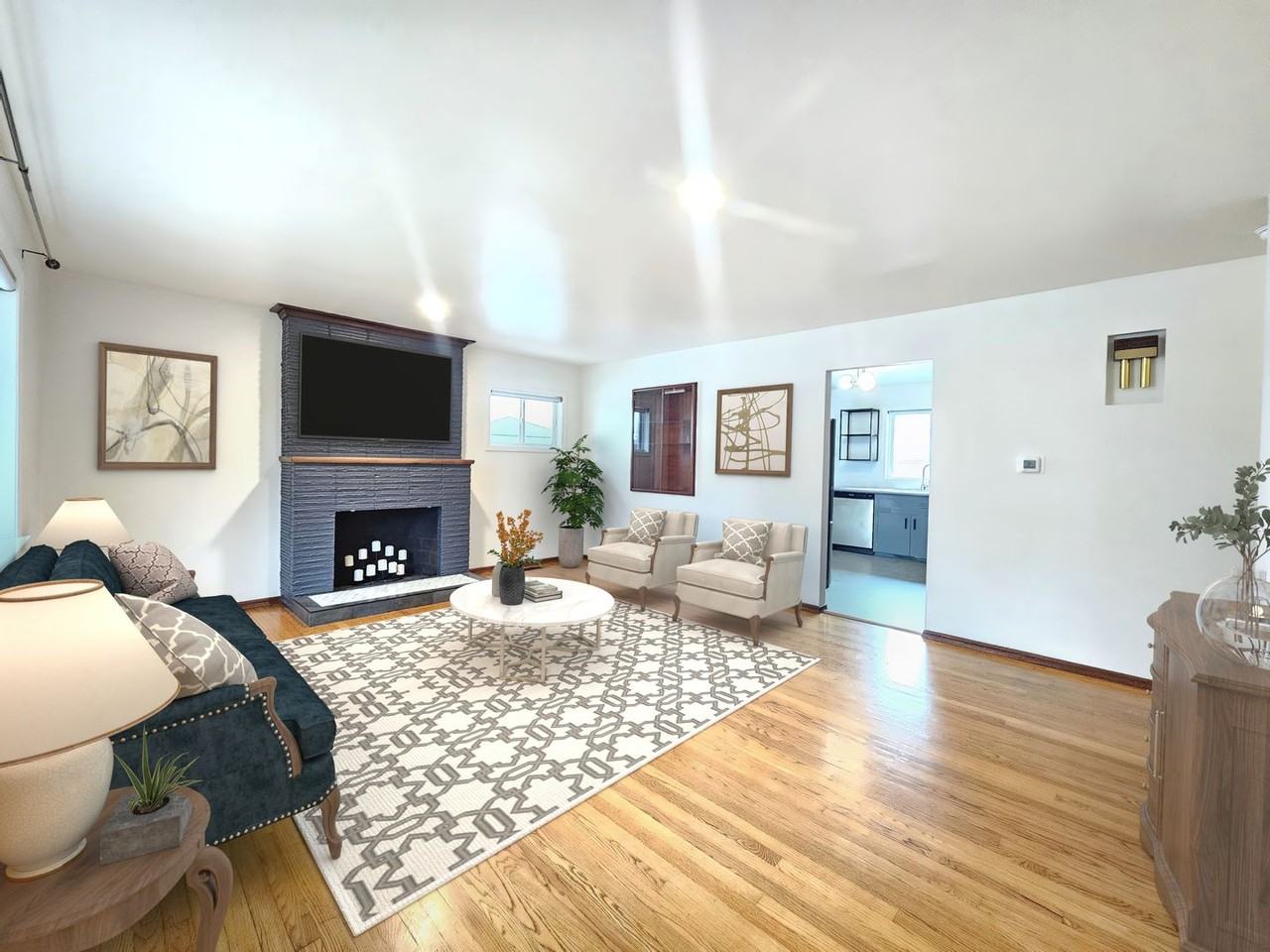 912 E 11th Ave - Photo 2 of 34