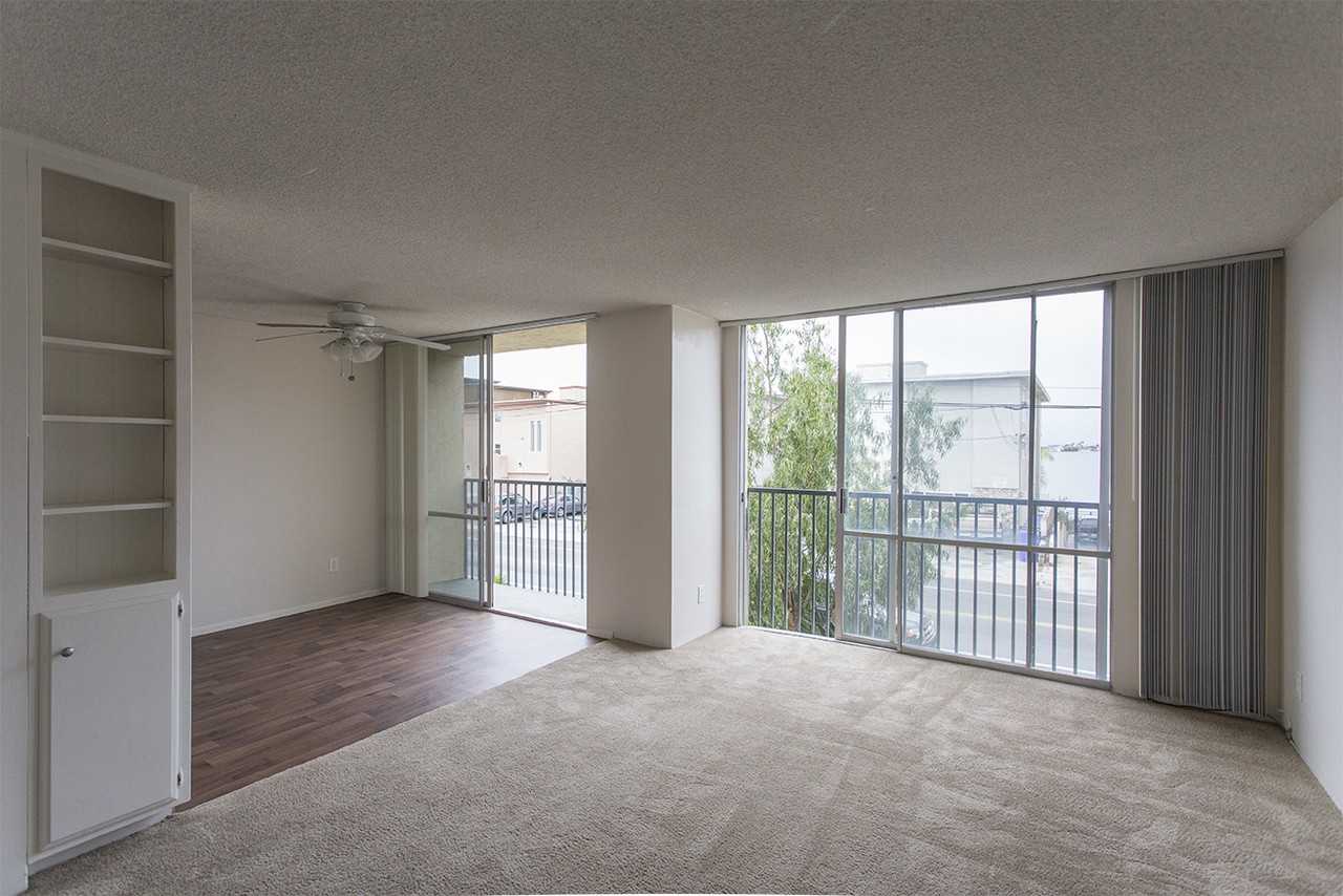 3825 Riviera Drive - Photo 7 of 13