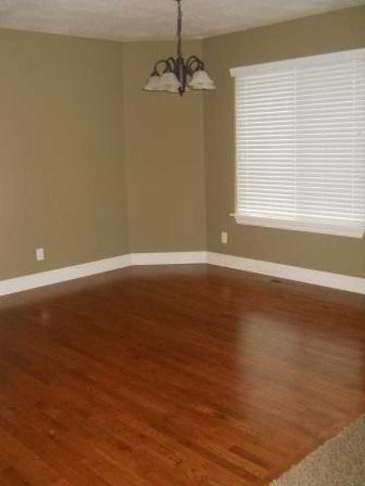 4516 Somerset Dr - Photo 3 of 13