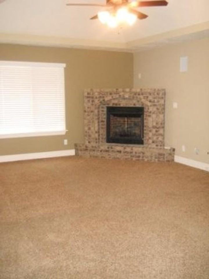 4516 Somerset Dr - Photo 7 of 13