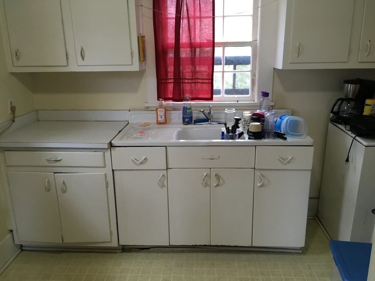 880 Sunset Dr - Photo 5 of 12