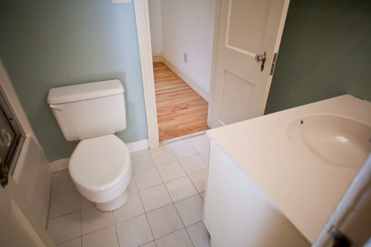 235 Mccauley St Apt C4 - Photo 6 of 15