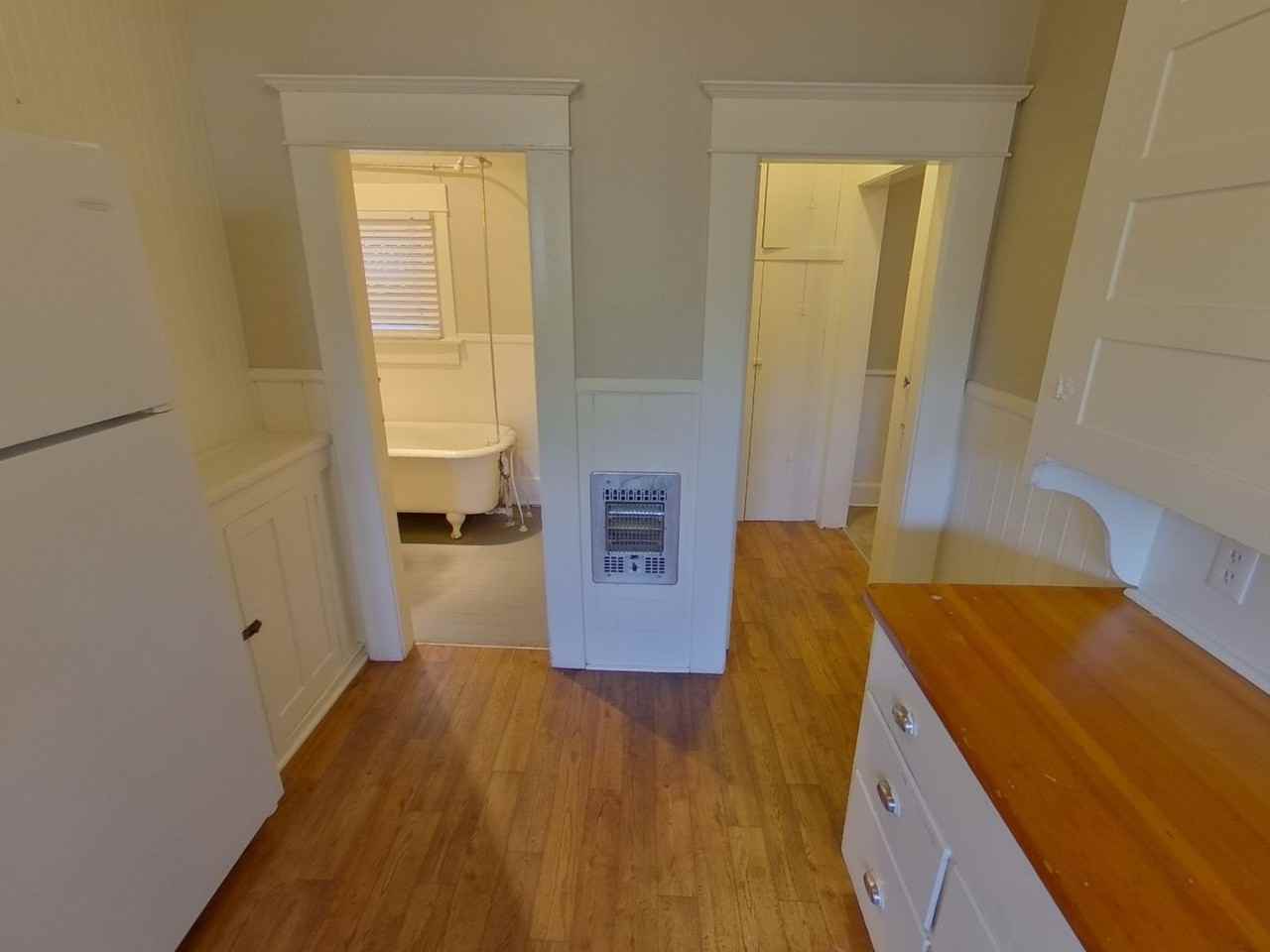 236 Northwest 14th Street - Photo 6 of 21