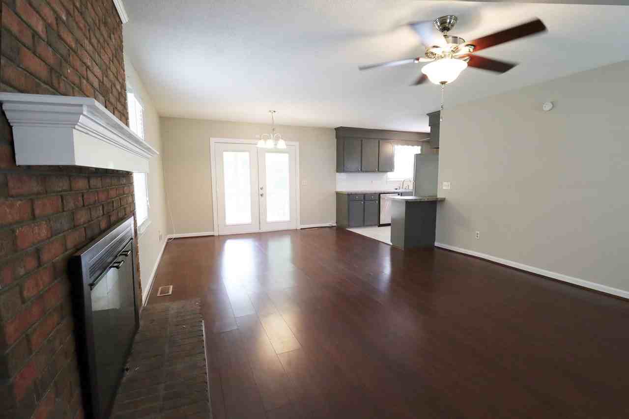 2527 Banner Hill Road - Photo 5 of 17