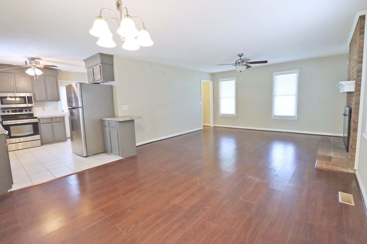 2527 Banner Hill Road - Photo 7 of 17