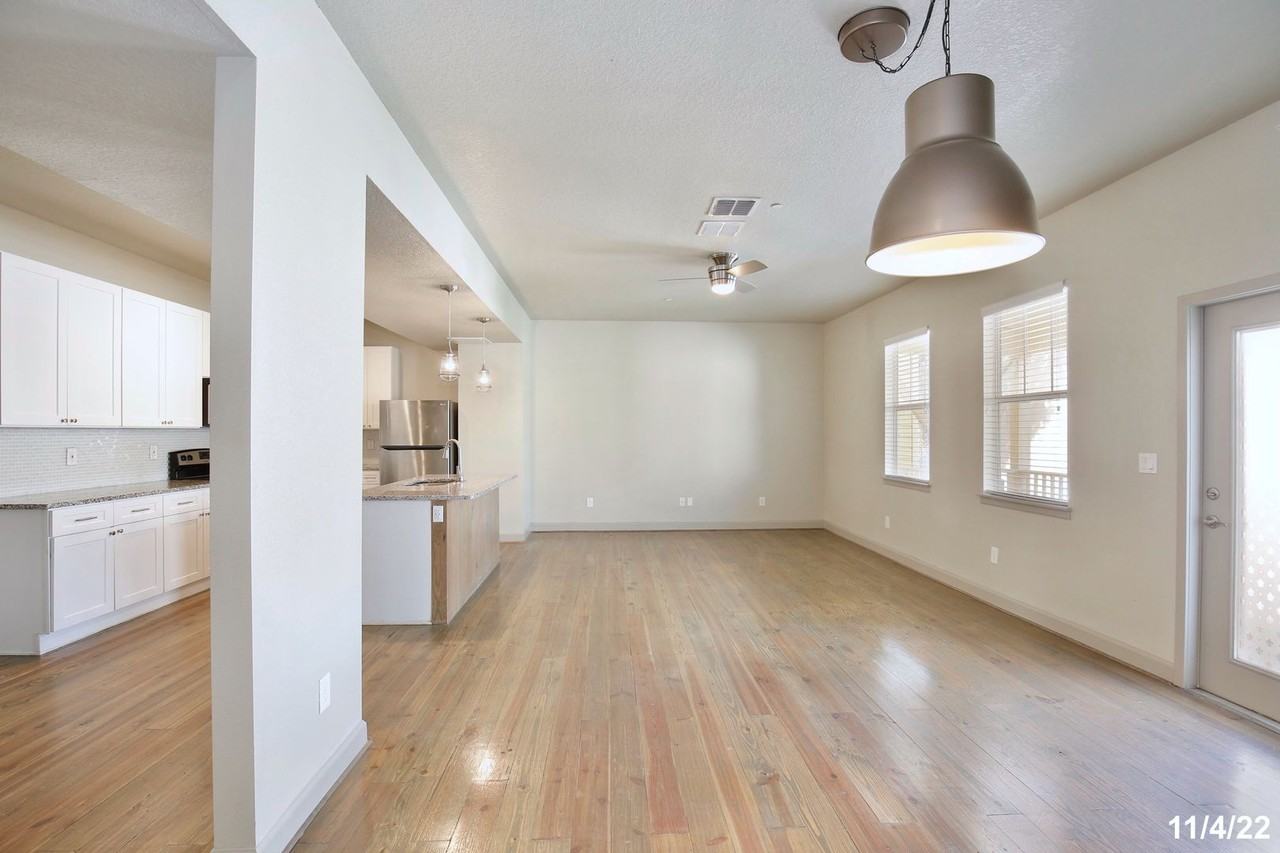 1525 Illinois Street - Photo 7 of 26