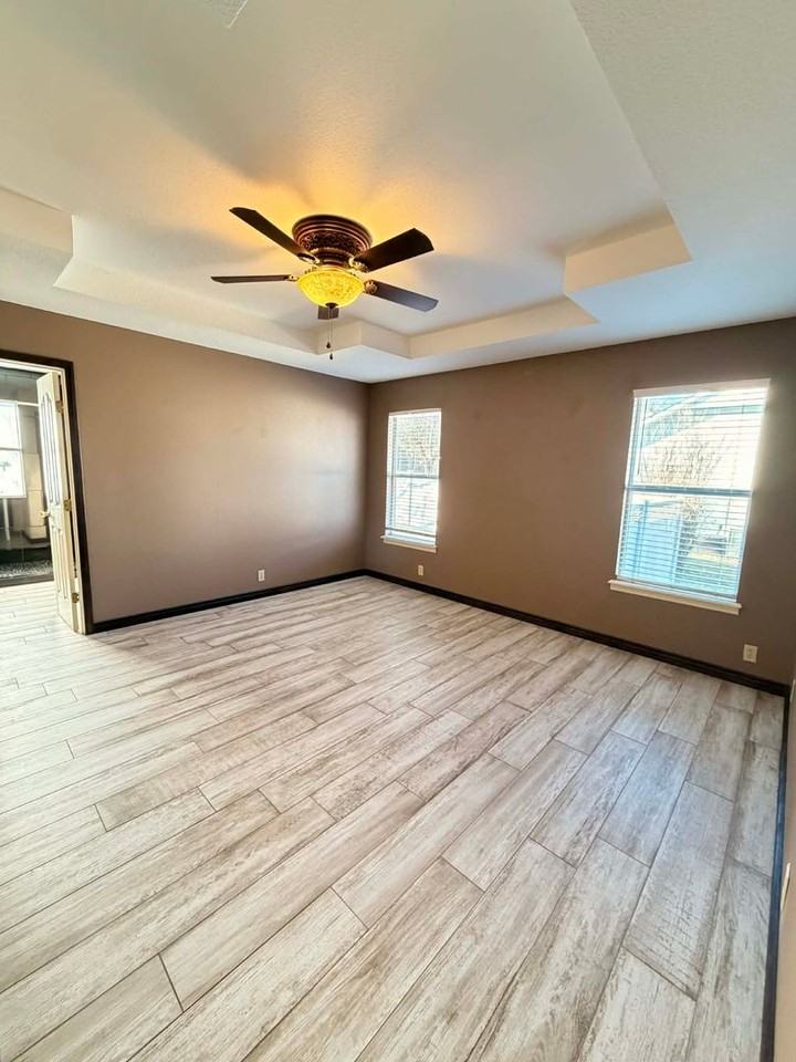 3726 Castle Rock Drive - Photo 5 of 25