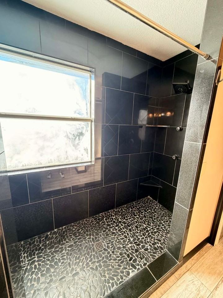 3726 Castle Rock Drive - Photo 7 of 25