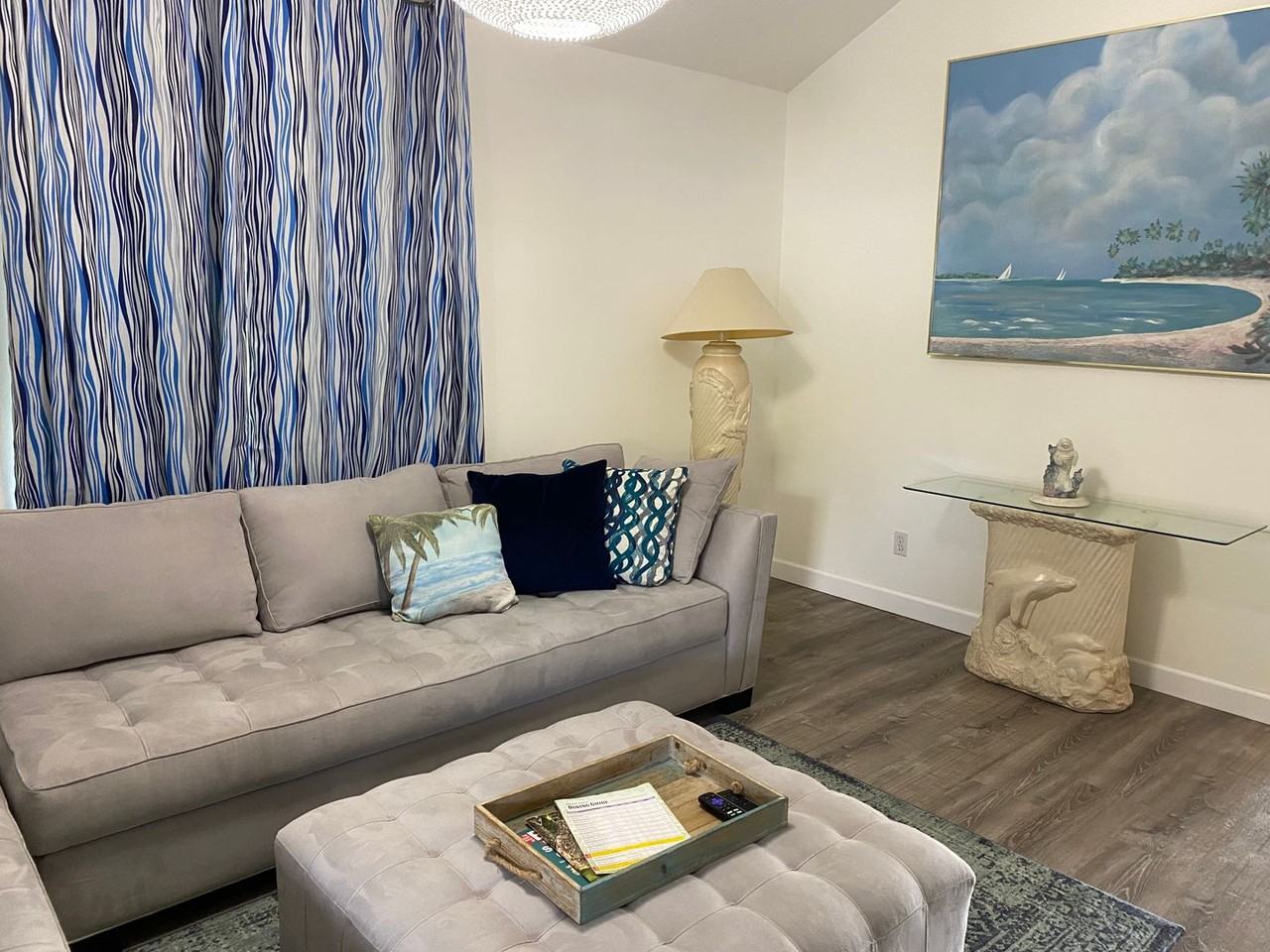 781 Sunset Lakes Drive - Photo 2 of 25