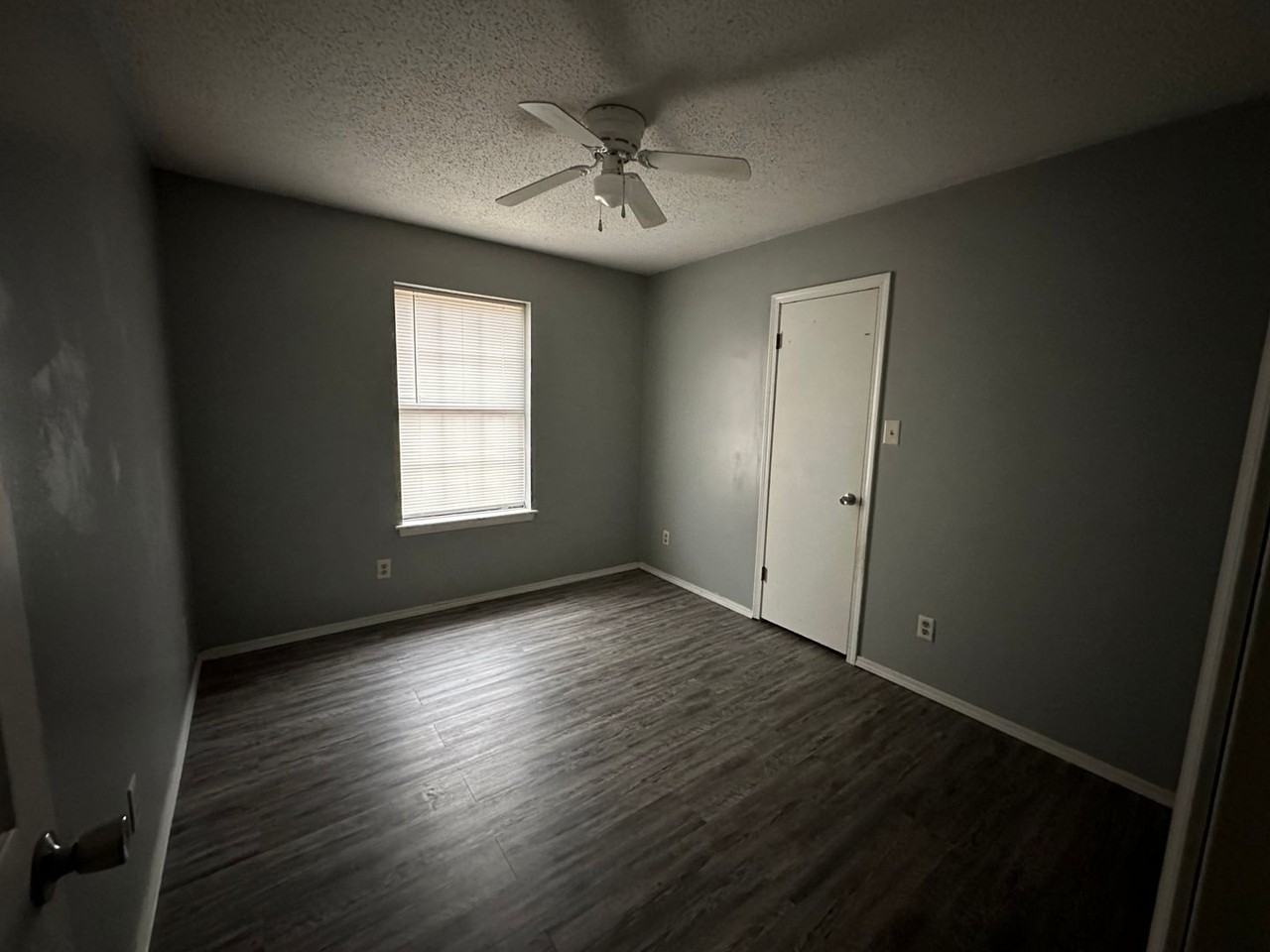 1313 East L Street - Photo 4 of 8