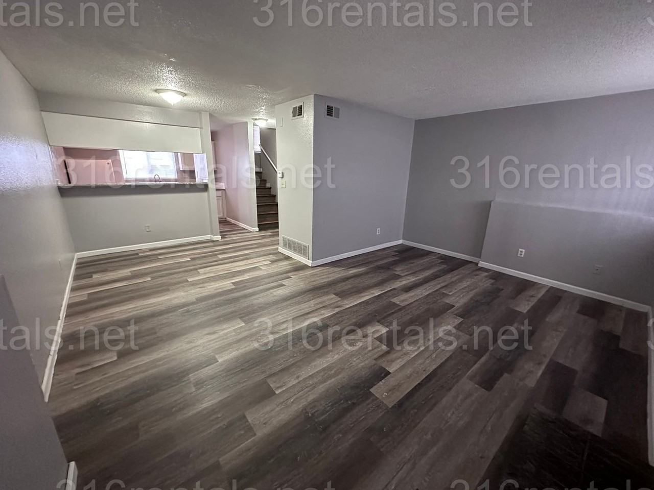 1625 South Beech - Photo 3 of 13