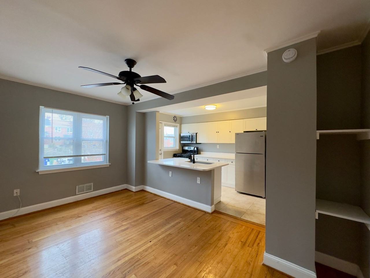 820 Bradhurst Rd - Photo 5 of 22