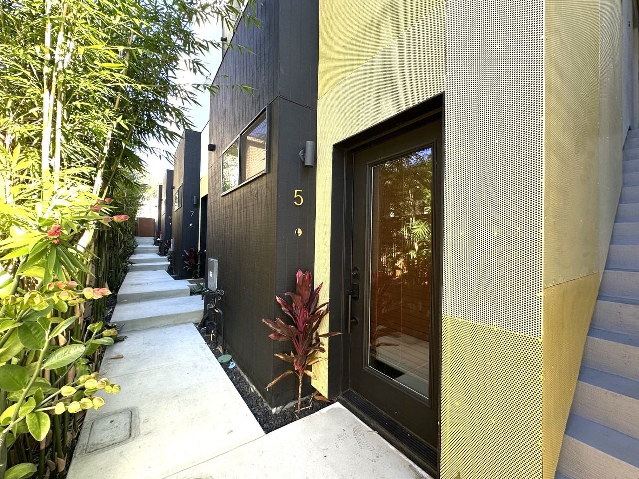 2664 L St - El Doumas - Photo 3 of 3