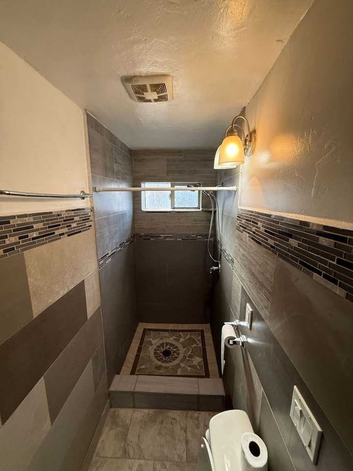 171 Southwest C Street #8 - Photo 4 of 5