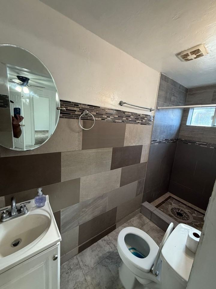 171 Southwest C Street #8 - Photo 5 of 5