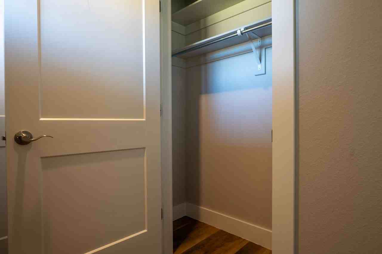 1901 Booker Cir - Photo 5 of 26