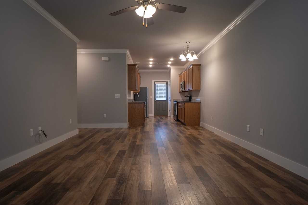 1901 Booker Cir - Photo 7 of 26