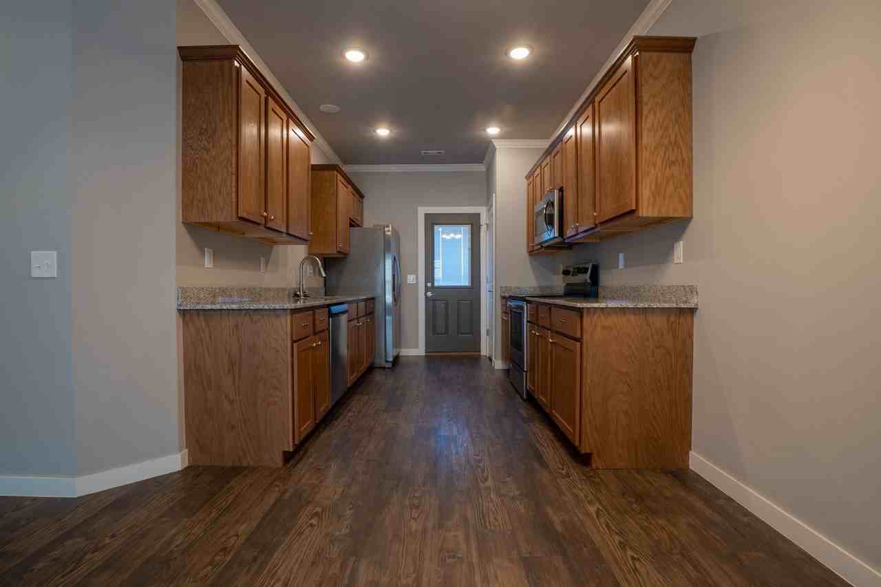 1803 Booker Cir - Photo 7 of 27