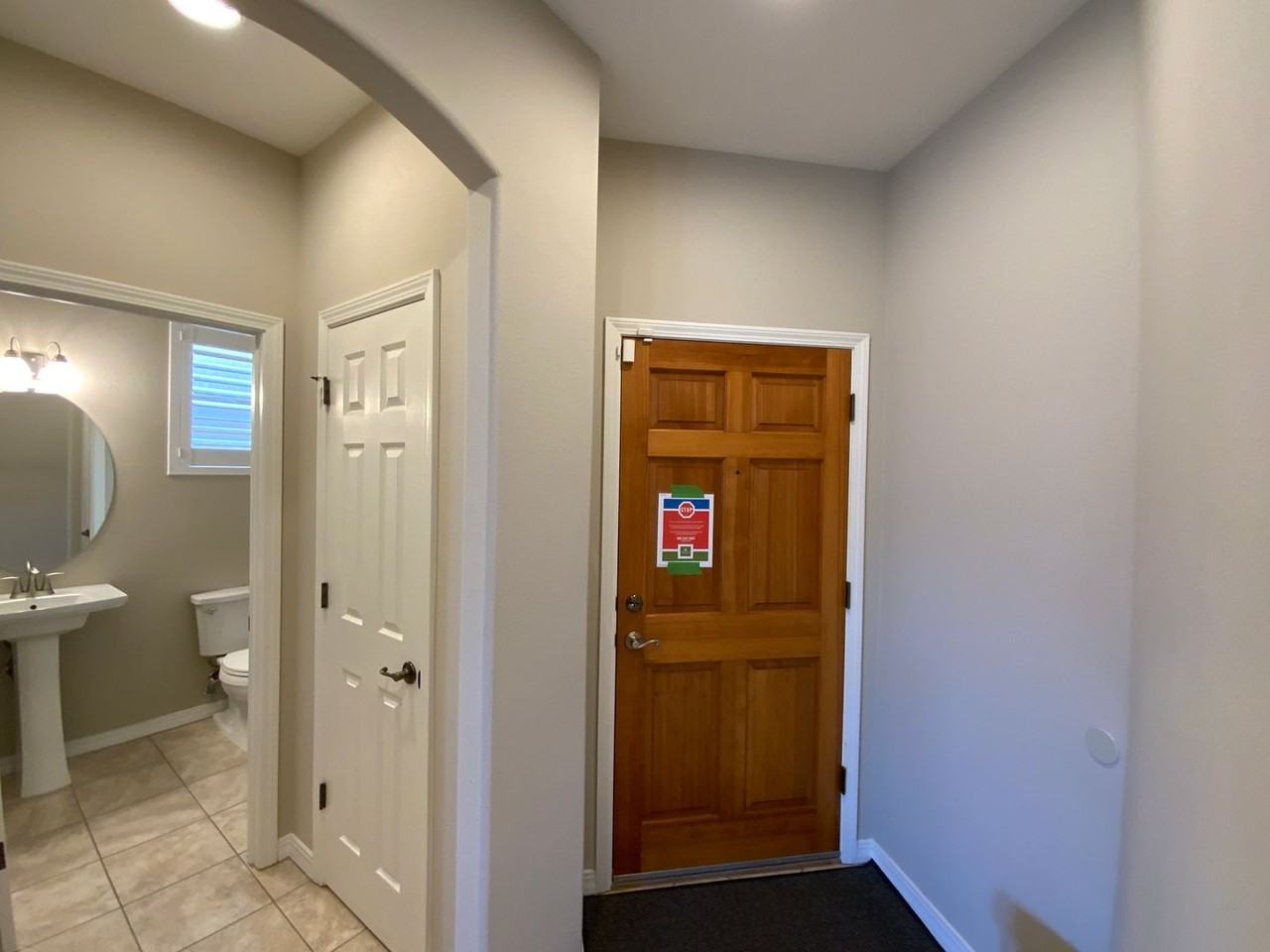 8719 Desert Fox Way Ne - Photo 4 of 47